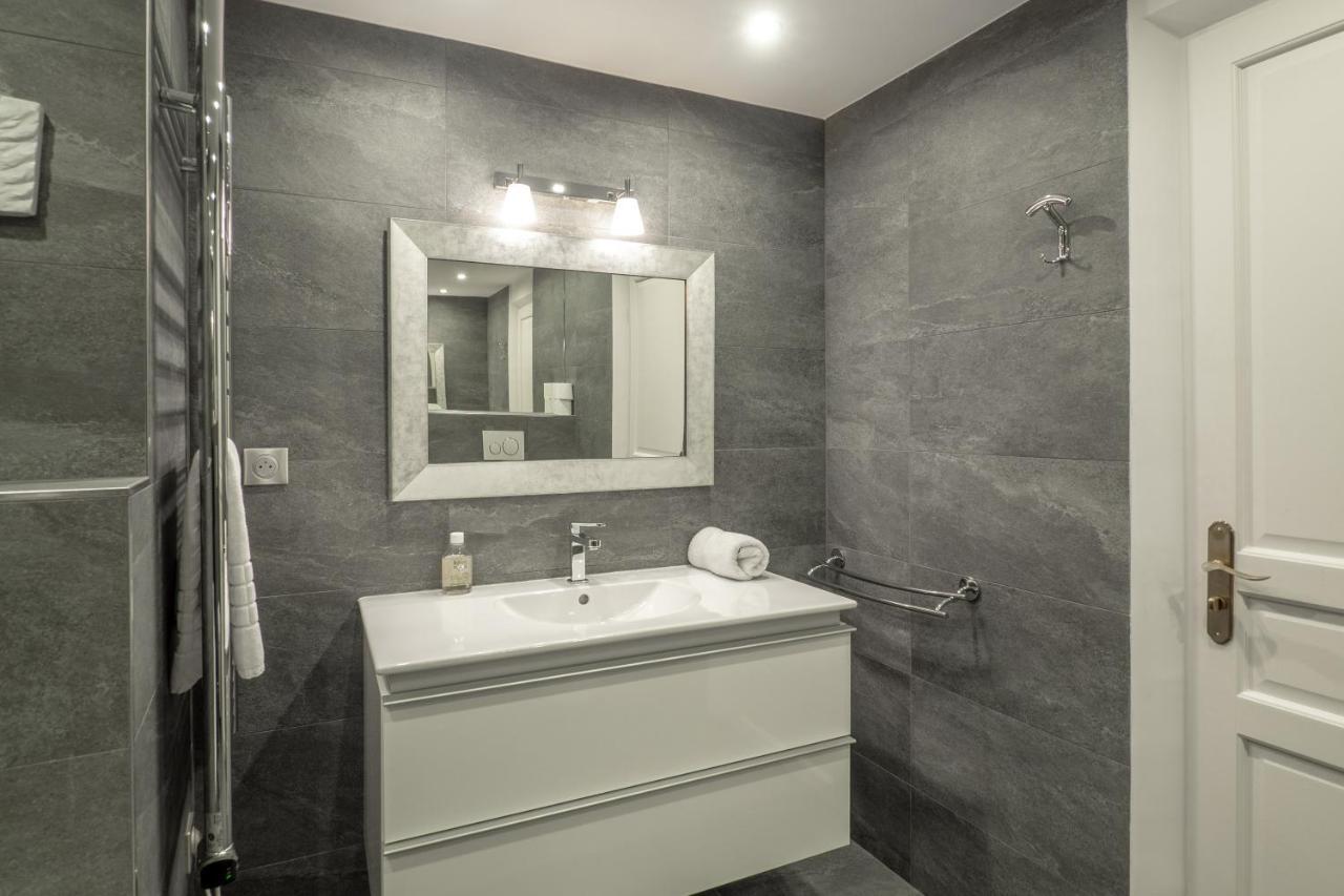 Charmant Appartement Spacieux Pour 6P Vue Mer Vieil Antibes Zewnętrze zdjęcie