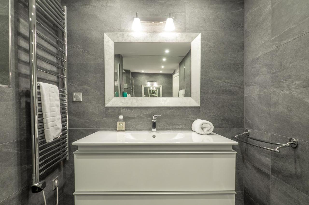 Charmant Appartement Spacieux Pour 6P Vue Mer Vieil Antibes Zewnętrze zdjęcie
